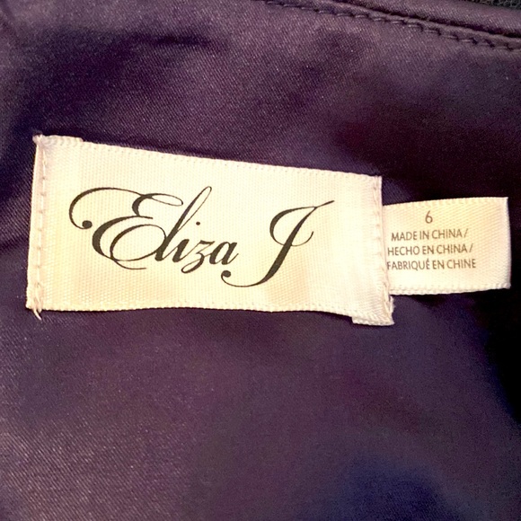 Formal long navy sequins, draped fitted gown - Picture 10 of 12